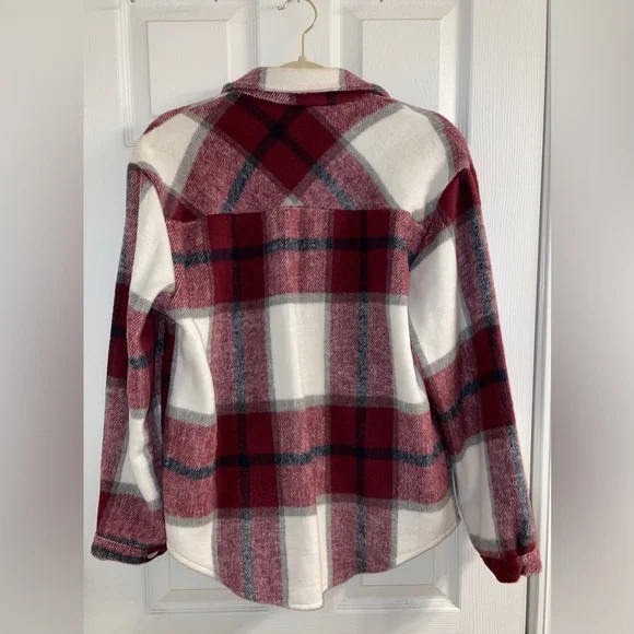 NWT Plaid Shacket Burgundy XS - Picture 5 of 5